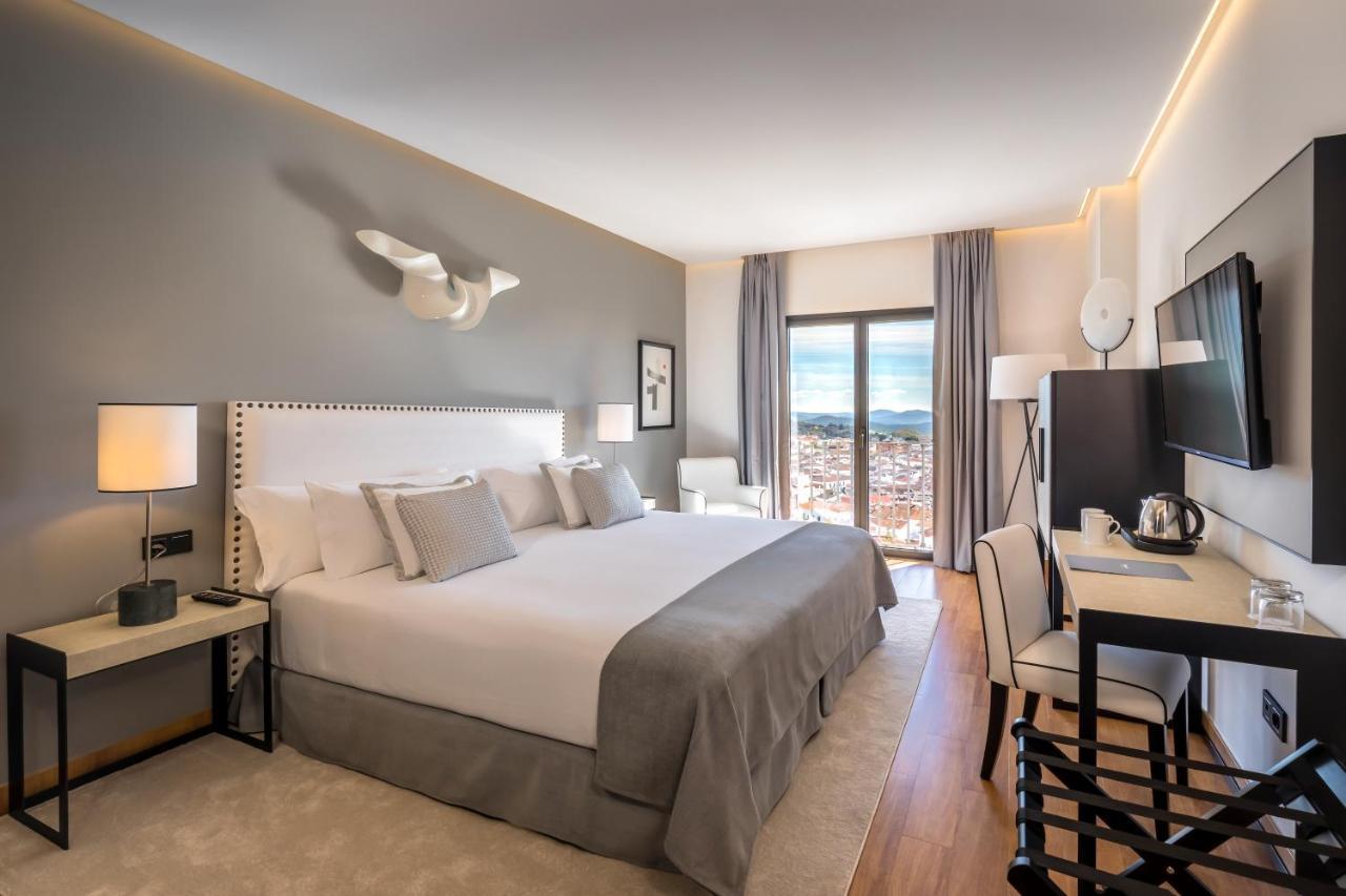 Barcelo Aracena & Spa Екстериор снимка